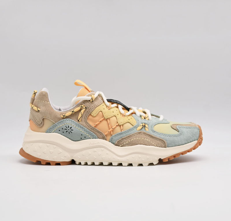 flower mountain sneakers yamabushi woman