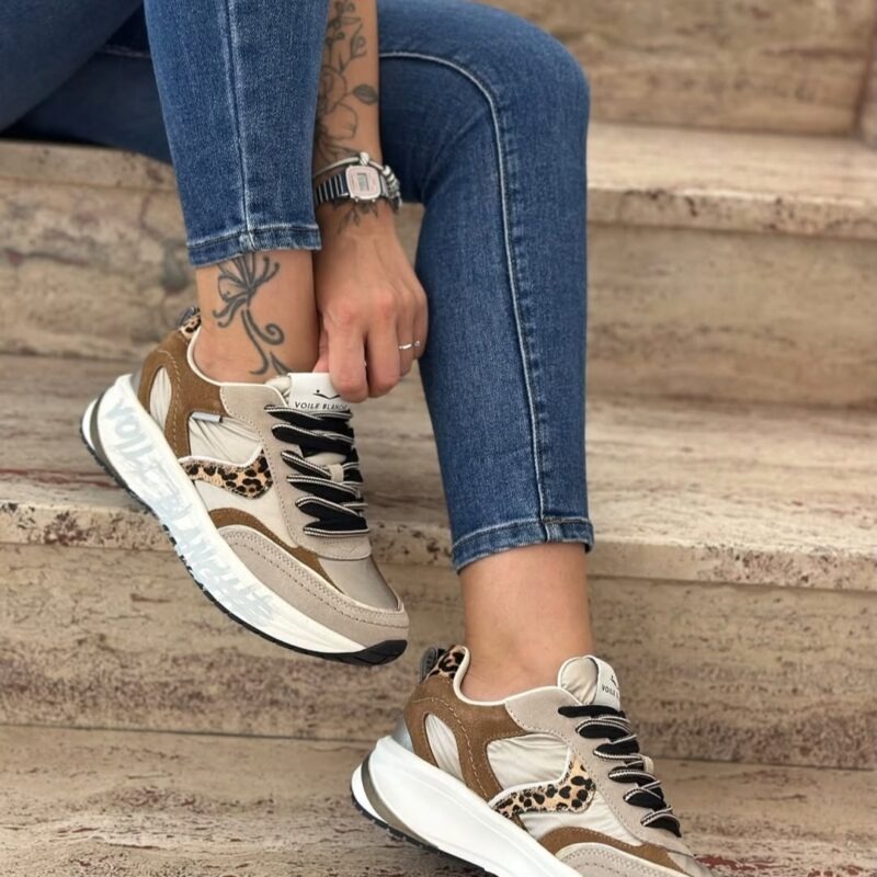 Alternative view of voile blanche sneakers club124 suede